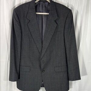 Versini Gray Sport Coat with Notched Lapels and Structured Shoulders Size 44L